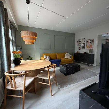 Satama With Sauna And Free Parking Apartamento